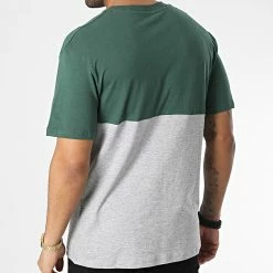 Acheter 🥰 Tee 👚 Shirt Copenhagen Vert Gris Chiné de Jack And Jones 🎉 -Jack And Jones Soldes jack and jones 347310 12220476 TREKKING GREEN JJ 20221110T155715 04