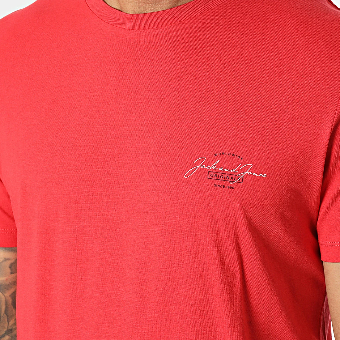 Budget 🤩 Tee 👚 Shirt Ferry Rouge de Jack And Jones 🌟 2 Budget 🤩 Tee 👚 Shirt Ferry Rouge de Jack And Jones 🌟 – Image 2