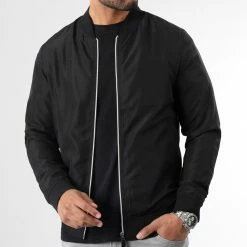 Offres 🔔 Veste Zippée Clubing Bomber Noir de Jack And Jones ❤️